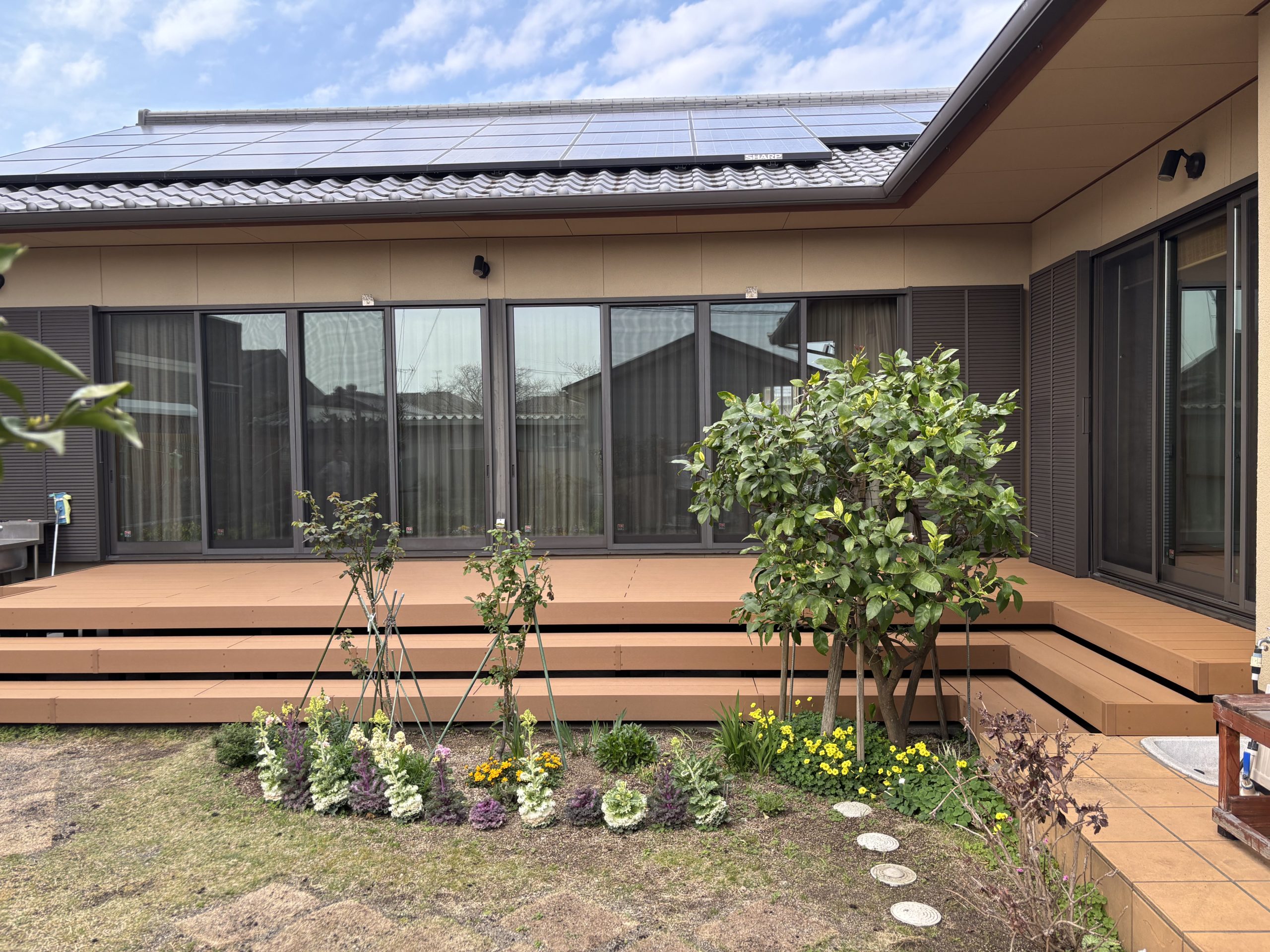 H様邸 樹脂デッキ工事